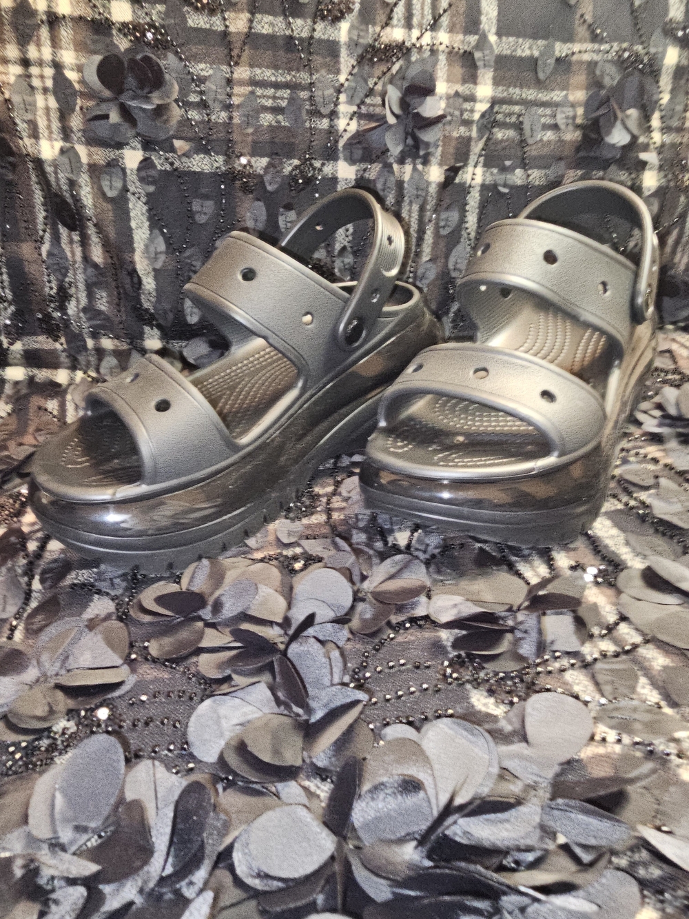 CROCS Black Platform Sandals - Picture 4 of 4